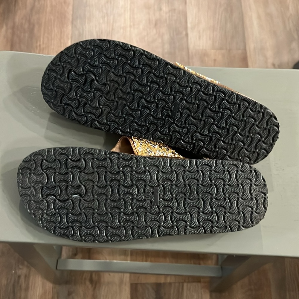 Maurices Sparkling Gold and Silver Women's Cork Sandals - Picture 3 of 7
